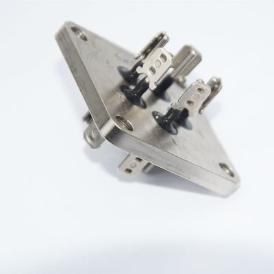 Moteur à plaque de borne à connexion robuste IATF pour les applications à haute tension