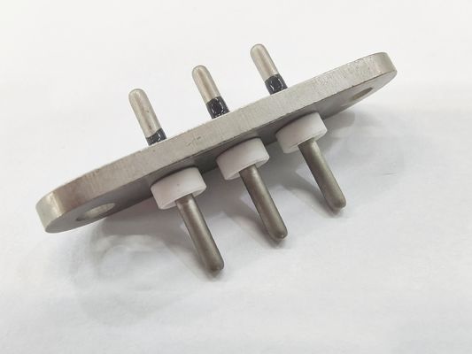 Terminals hermétiques à joints simples avec 45 aciers électroless nickel plat