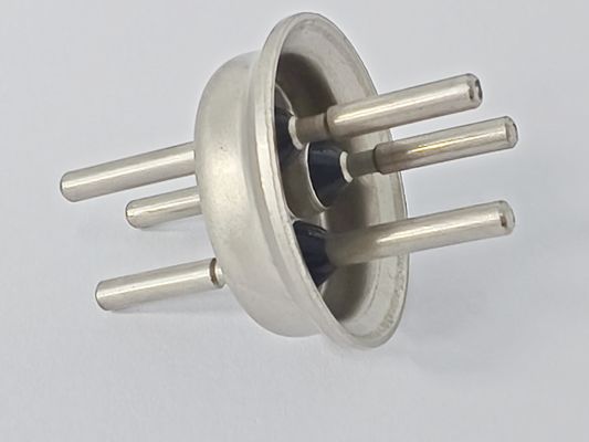 Connecteurs de compresseur de réfrigérateur à température Voltage 200V-400V avec traitement de surface au nickel sans électro