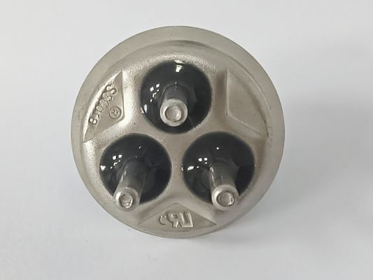 Connecteurs de compresseur de réfrigérateur à température Voltage 200V-400V avec traitement de surface au nickel sans électro