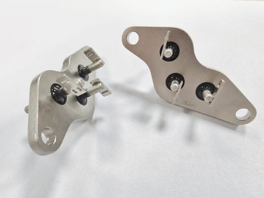 Connecteur hermétique pour véhicule électrique en verre céramique pour montage de panneau jusqu'à 20A 540V par SSCore