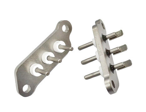 Terminel scellé à barres de soudage courtes plaqué au nickel avec une longueur d'aiguille de 30,6 mm et une résistance d'isolation de 1000 MΩ
