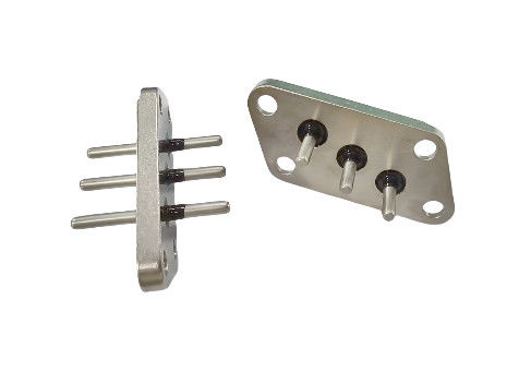 Terminal d'étanchéité à épingles en acier de 36 mm pour compresseur de véhicule à énergie Plage de température de fonctionnement -40°C à 150°C Max courant de fonctionnement 30A