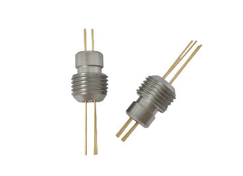 Connecteurs hermétiques en acier inoxydable 304 avec une résistance élevée à l'isolant de 100 MΩ à 500 VDC