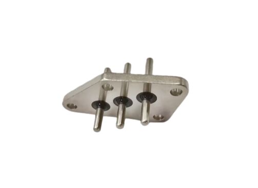 Résistance d'isolement 1000MΩ Connecteur de véhicule électrique hermétique adapté à une plage de températures de moins 40°C à 150°C Durable