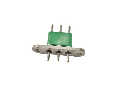 Connecteur de véhicule électrique hermétique, doté d'un matériau d'isolation en verre, adapté aux systèmes de recharge de voitures électriques