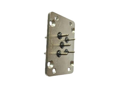 Ø3.2Pin Matériel RATIO 2 1 Plaque de terminaux de connexion construite avec des matériaux de plaque C45 durables pour les connexions électriques